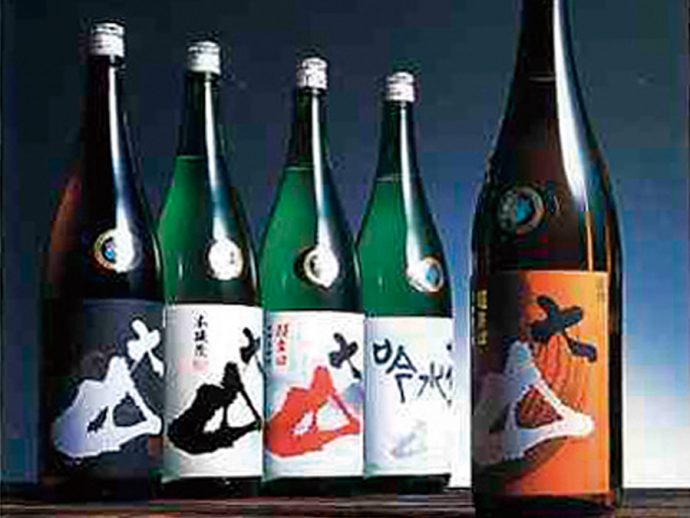 山形の地酒「大山」都心向けラベルデザイン開発 - 食品・飲料・お酒 